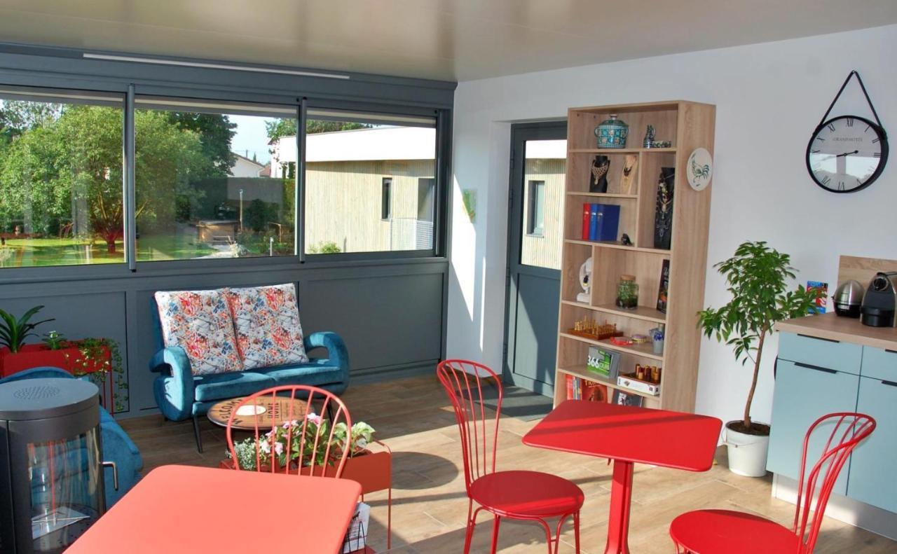 La Cle Des Chaumes Bed & Breakfast Boisset-les-Montrond Ngoại thất bức ảnh